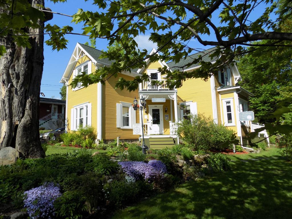 À L'Ancestrale B&B Magog Esterno foto